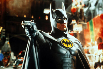 邁克爾·基頓在蝙蝠俠歸來。