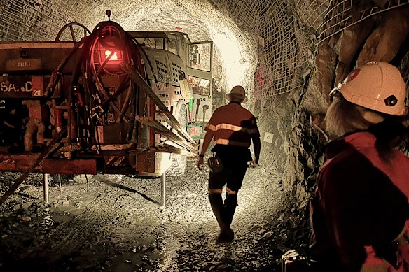 Miners at Fosterville prepare a stope, or carved-out face, for further blasting.






