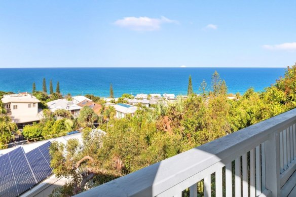 The topography of Sunshine Beach means homeowners can be streets back from the ocean but still enjoy sweeping, uninterrupted views.