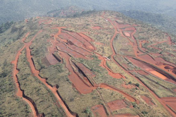 Guinea’s Simandou mountains contain very high quality iron ore.