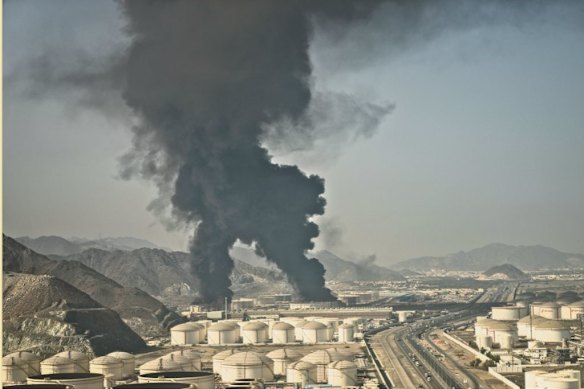 Smoke rises from an oil facility fire in Fujairah on March 14.