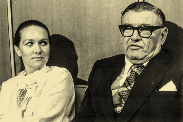 Gina and Lang Hancock at a press conference in Sydney in 1982.