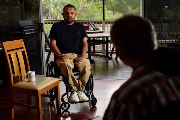 Dr Dinesh Palipana sitting for Brisbane painter Brett Poulsen’s entry for the 2023 Brisbane Portrait Prize. 