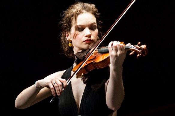 Hilary Hahn captivated the opera house audience.