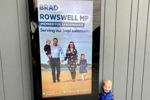 There is no Liberal Party logo on this Brad Rowswell electronic poster.