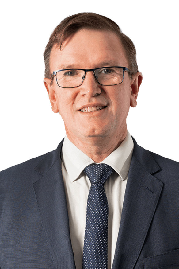 The Victorian Liberal Party state executive has replaced Grant Hutchinson as its candidate for Croydon.