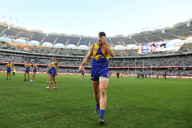 PERTH, AUSTRALIA - JUNE 30: Elliot Yeo of the Eagles leaves the field after the team’s defeat during the 2024 AFL Round 16 match between the West Coast Eagles and the Hawthorn Hawks at Optus Stadium on June 30, 2024 in Perth, Australia. (Photo by Will Russell/AFL Photos via Getty Images)