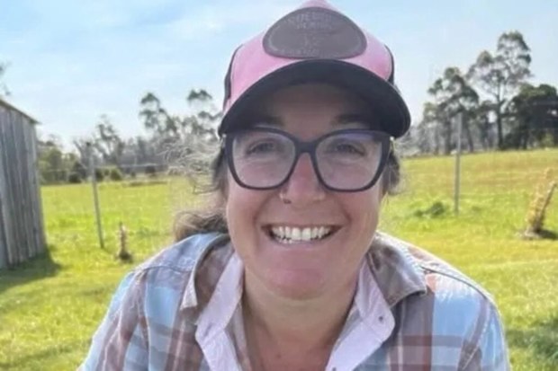 Elaine Gee had worked at Launceston Hospital for 20 years and was on her way home from work on Friday when she was involved in a head-on collision.