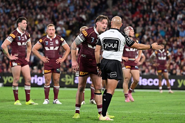  Cameron Munster protests to referee Ashley Klein.