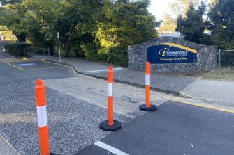 A student at Indooroopilly State High School has tested positive to COVID19.  The school is closed for a deep clean today. 