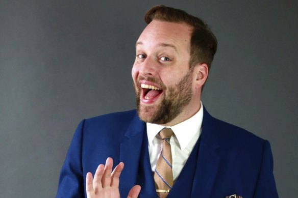 Comedian Andrew McLelland makes a musical pitch.