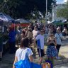 Qld COVID-19 curve 'stable', but Brisbane market-goers ignore rules