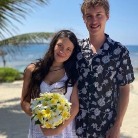 Zoey and her husband Mike on their wedding day.