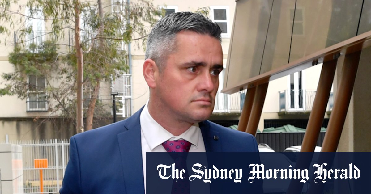 Policeman who leaked Dani Laidley images accused of sharing photos of dead people - Vimarsana News
