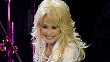 The country icon’s loved ones raced to be by her side at the Vanderbilt-Ingram Cancer Centre in her final moments,