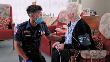 A scene from iParamedics/i, with Steven attending to 83-year-old nun Mary in Melbourne. 
