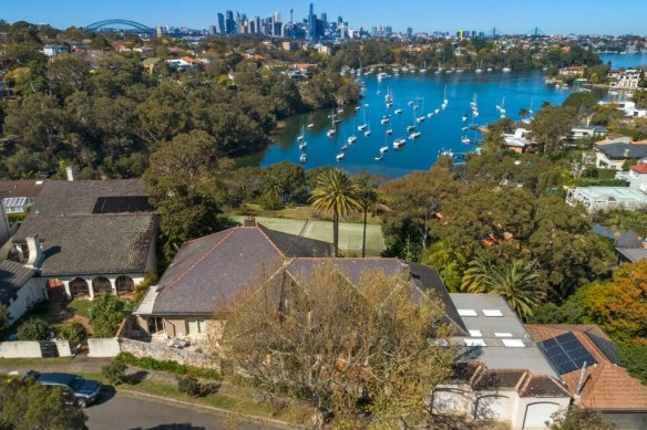 An overhead image of the Cliff Road property, which sold last year.