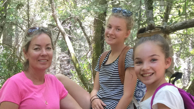 Linda Tollis with her daughters Charlotte and Chelsea.