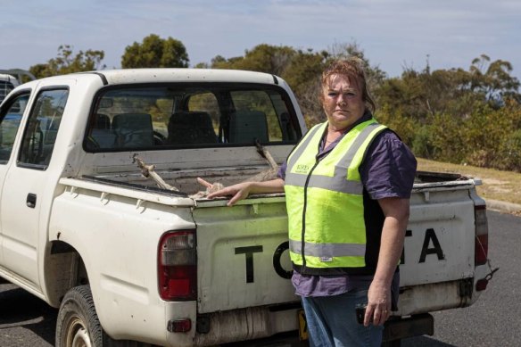 WIRES volunteer Janine Green collecting the dead kangaroos.
