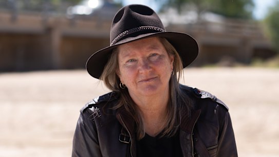 Forensic archaeologist and criminologist Dr Louise Steding provides commentary in Outback Murder Highway.