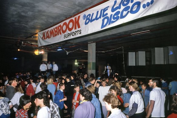 Teenagers attend a Ringwood Blue Light 
disco in the 1980s. 