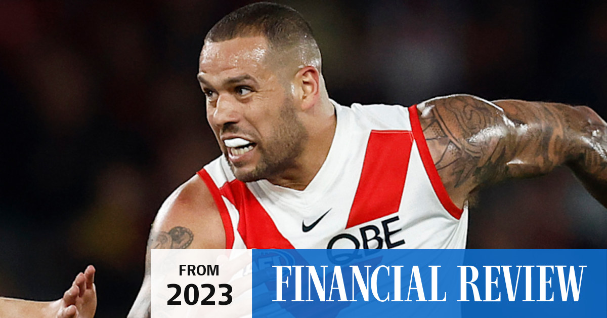 Lance Franklin calls time on glittering AFL career