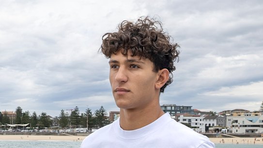 Luca Camposholler, 18, helped victims of the Bondi terrorist attack on December 14, 2025. Revisiting the scene for the first time since the attack 