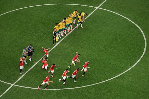 Australia lose the penalty shootout.