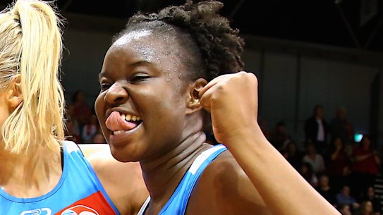 I think we actually like being underdogs": Sam Wallace, right, with teammates Helen Housby, centre, and Natalie Haythornthwaite.