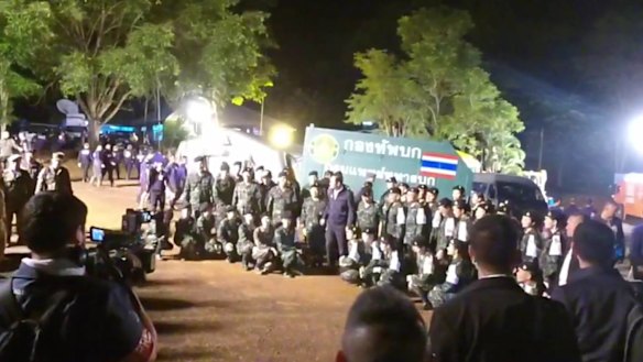 Thai Prime Minister Prayuth Chan-o-cha visiting the rescue site.