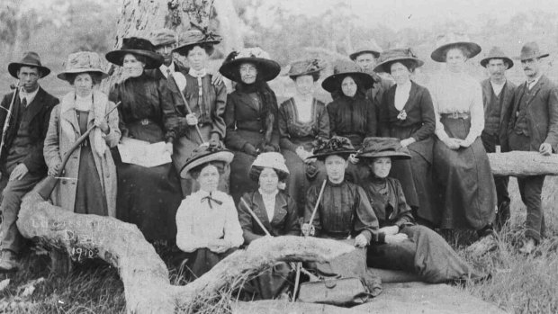 Rifle shooting was once a common sport in Australia, as shown by the Digby Ladies Rifle Club of 1910.