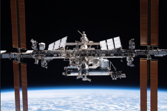 The ISS above the Earth in 2021. 