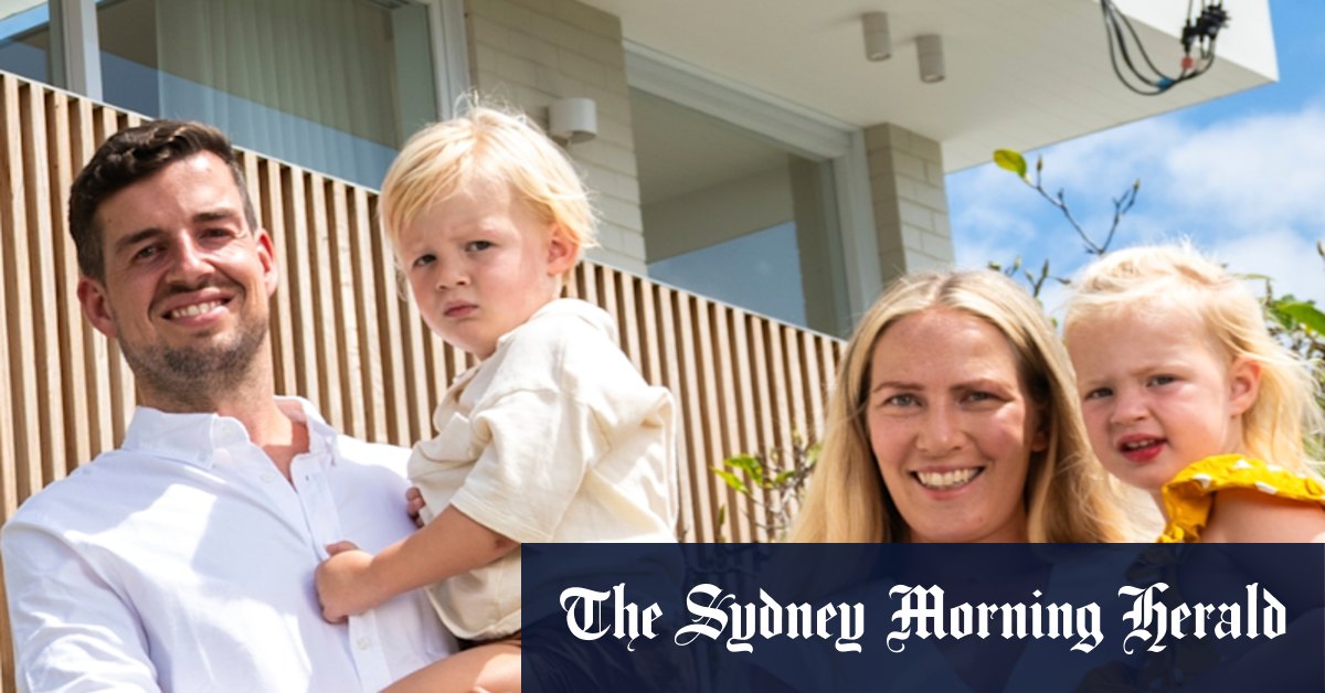 Australia property: Millennial northern beaches couple renovates 1950s house into beachside retreat - Vimarsana News