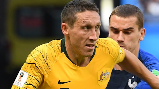 Socceroos stalwart Mark Milligan to decide future in a matter of weeks
