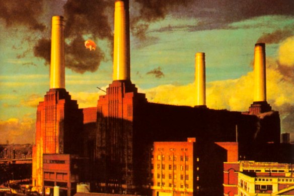 The cover of the album Animals, featuring the famous flying pig. 