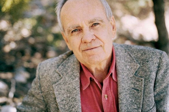 The late author Cormac McCarthy disliked conspicuous punctuation. “There’s no need to block the page up with weird little marks.”