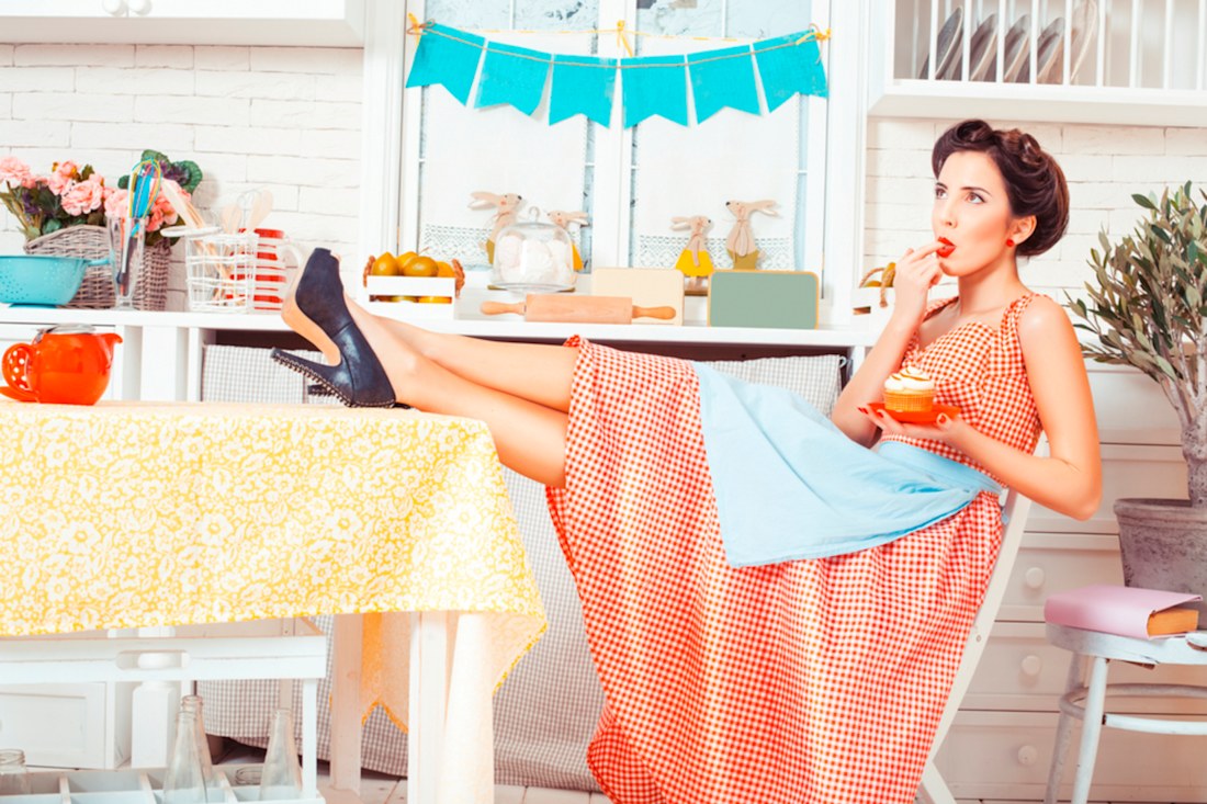 Why FOMO is so hard to get rid of, according to psychoanalyst and ...