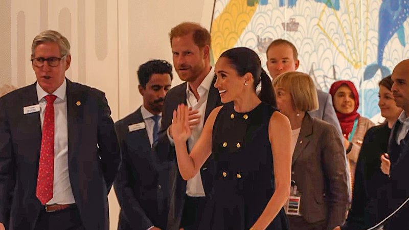 Harry and Meghan Australia visit LIVE updates: Crowds turn out for Harry and Meghan at children’s hospital
