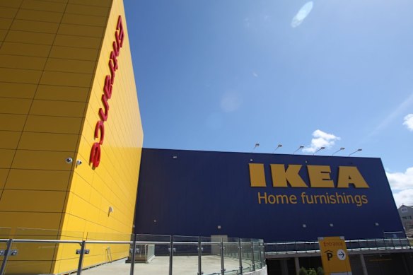 <i>Tilt</i>’s protagonist is at IKEA  when a massive earthquake hits.
