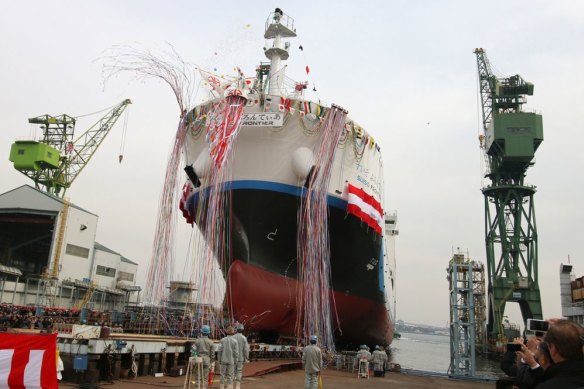 The word's first liquid hydrogen ship, the Suiso Frontier, is christened at the Kobe Works yard in Japan.