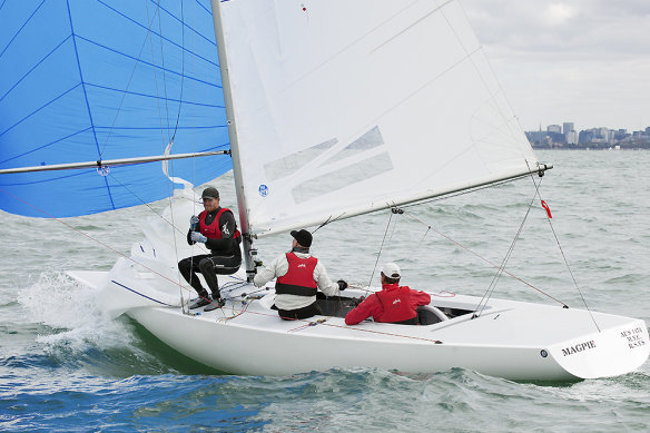 Magpie on course for victory at the Australian Championship in Brighton.