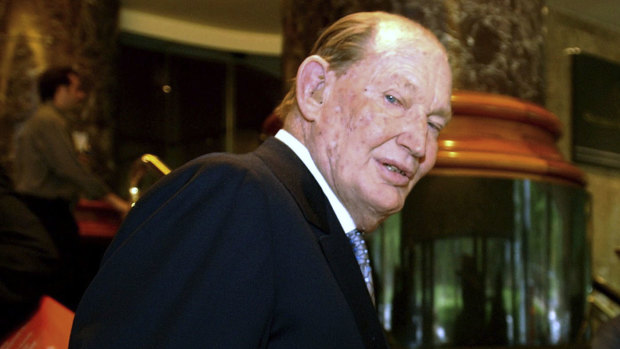 Kerry Packer was known for bringing excitement to the Melbourne Cup Call of the Card.