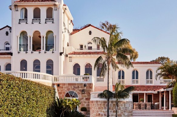 Alcooringa in Bellevue Hill sold for $80 million, equating to $51,282 per square metre.