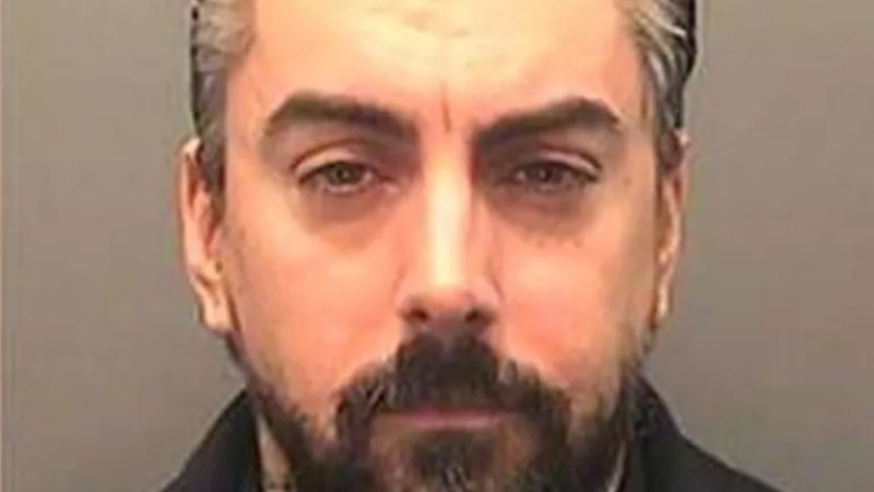 Lostprophets singer Ian Watkins ‘stabbed to death’ in prison