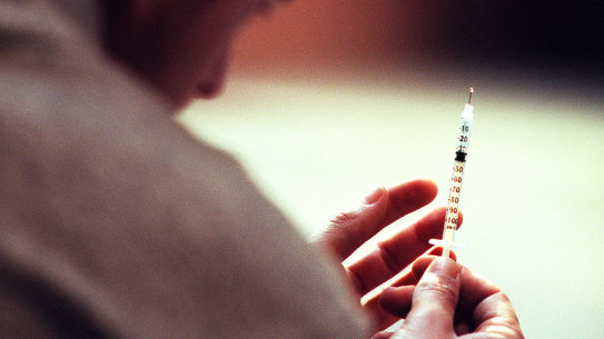 A suspected case of botulism in a woman in Sydney is believed to be linked to an unregulated anti-wrinkle injection she received at a residential premises.