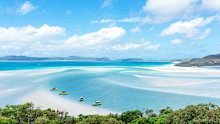 Whitehaven Beach can only be accessed by plane or boat. 
