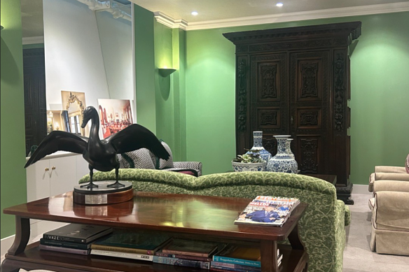 The Alexandra Club includes hotel accommodation for its members and affiliated clubs’ members.