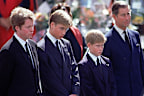 Earl Spencer, the younger brother of Diana, the late Princess of Wales, has madee extraordinary claims in his forthcoming memoir about his sister.
