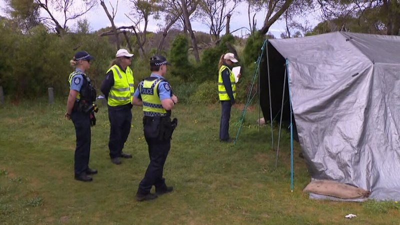 Clock is ticking for remaining Memorial Drive campers