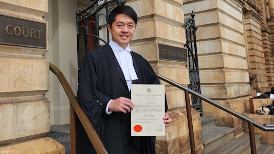 Former Hong Kong Legislator Ted Hui was admitted as a barrister and solicitor at South Australia’s Supreme Court. 
